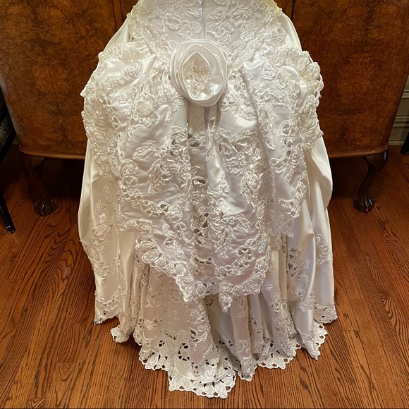 MORI LEE BALL GOWN SATIN WEDDING DRESS SIZE 6 - Picture 7 of 14